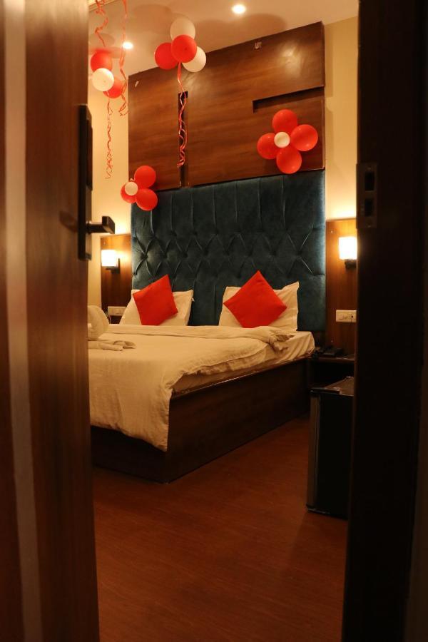 Hotel Pushap Palace Patiāla 外观 照片